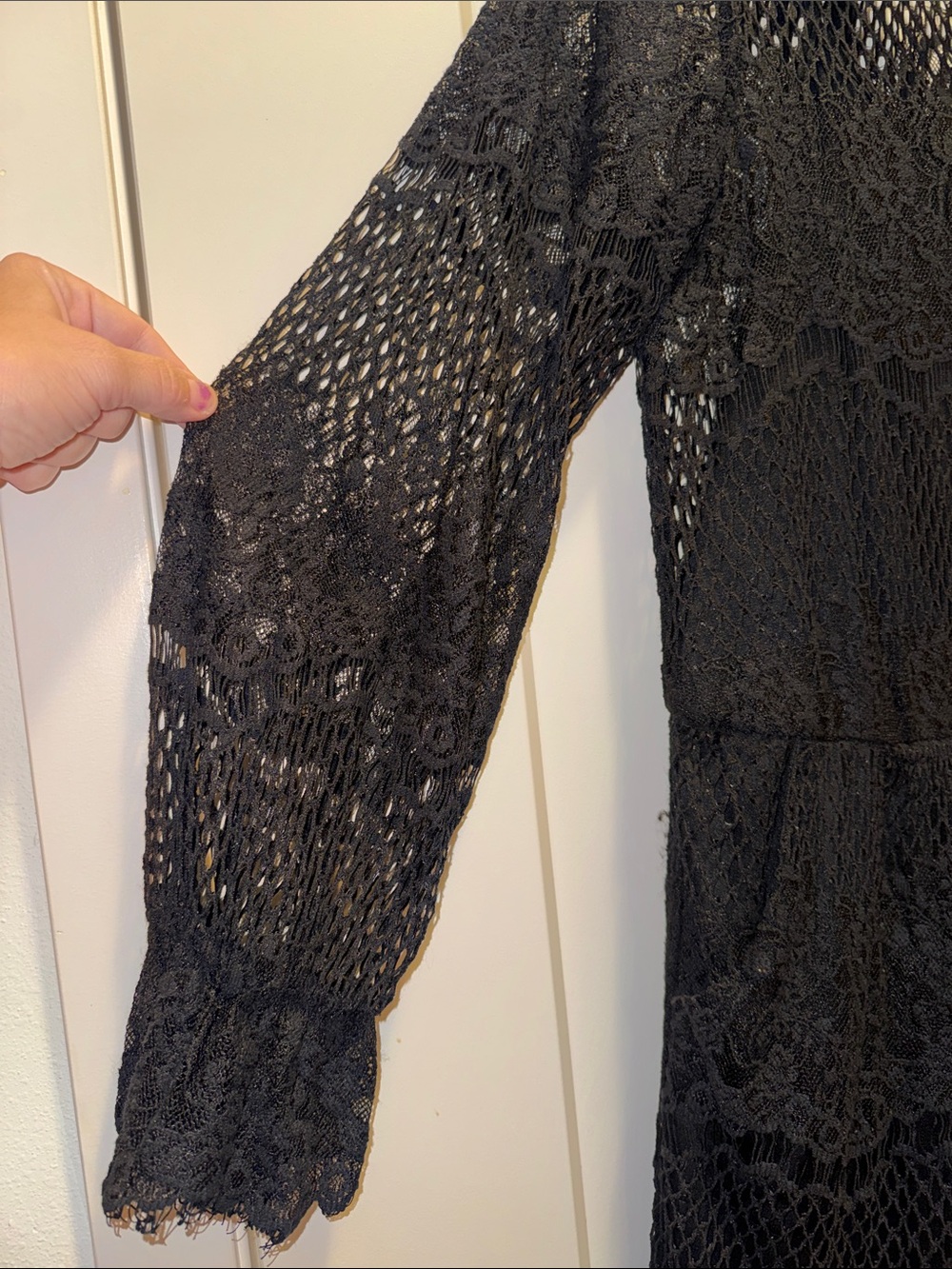 Gianni Bini Lined Lace Long-Sleeve Romper w Adjustable Straps & Pockets XL EUC!🖤 - Picture 3 of 9